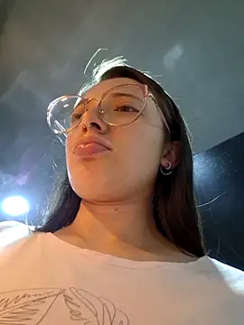 linda-schmidt online show from November 28, 2025, 9:48 pm