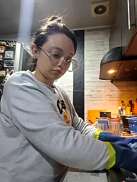 linda-schmidt online show from February 10, 2026, 2:43 am