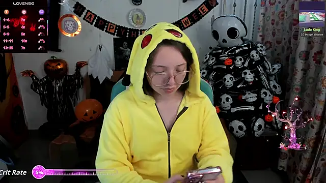Snapshot of linda-schmidt chatting on October 8, 2025, 3:08 am linda-schmidt online show from October 8, 2025, 3:08 am