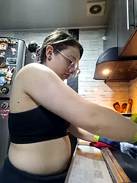 linda-schmidt online show from November 12, 2025, 8:12 pm