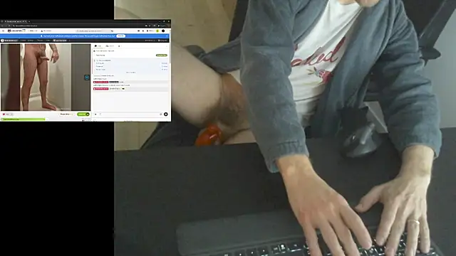 Snapshot of BisexDreams chatting on December 30, 2024, 6:31 am BisexDreams online show from December 30, 2024, 6:31 am