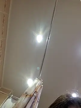 alyssa sweet online show from December 18, 2025, 5:01 am