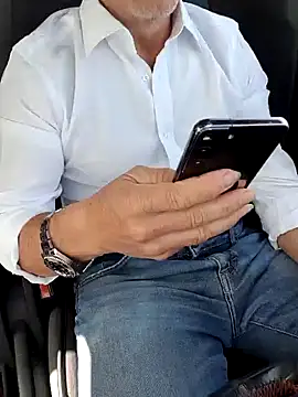 Snapshot of giorgio481510 chatting on February 28, 2025, 9:47 am giorgio481510 online show from February 28, 2025, 9:47 am