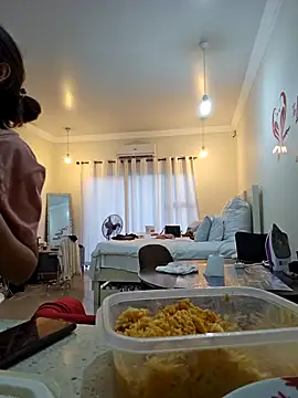 DirtySnowball69 online show from February 12, 2025, 4:33 pm