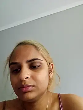 DirtySnowball69 online show from September 22, 2025, 12:00 pm