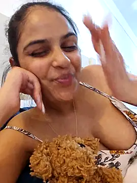 DirtySnowball69 online show from February 17, 2025, 2:06 pm