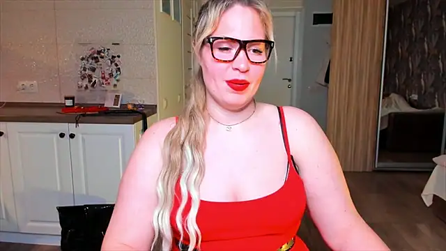 HotTiffani online show from February 27, 2026, 5:35 pm