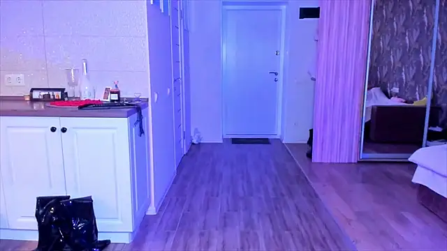 HotTiffani online show from February 16, 2026, 8:46 am