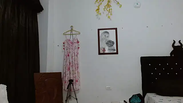 venuz mendoza20 online show from May 27, 2026, 1:18 pm