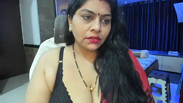 Snapshot of tarivishu23 chatting on September 19, 2025, 2:43 pm tarivishu23 online show from September 19, 2025, 2:43 pm