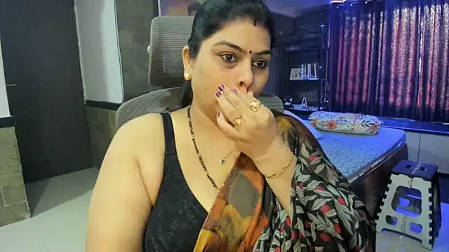 Snapshot of tarivishu23 chatting on March 10, 2025, 12:06 pm tarivishu23 online show from March 10, 2025, 12:06 pm