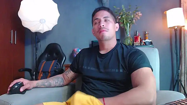 geirge teacherxx online show from November 11, 2025, 11:09 pm