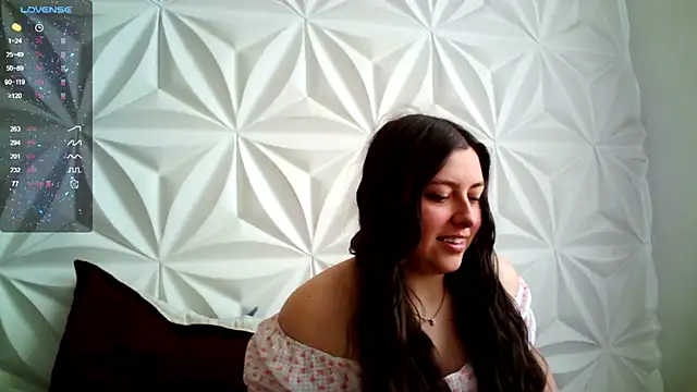 jerryandjessica online show from October 29, 2025, 4:17 pm