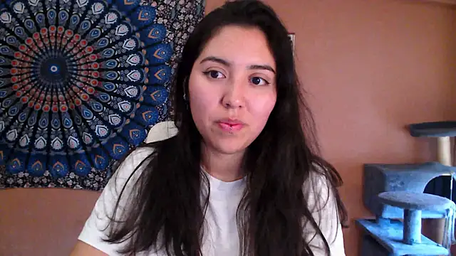 Snapshot of IntimateTales chatting on November 16, 2025, 8:41 am IntimateTales online show from November 16, 2025, 8:41 am