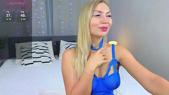 Snapshot of ste1la chatting on November 23, 2025, 6:45 am ste1la online show from November 23, 2025, 6:45 am