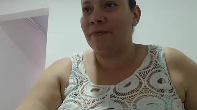 tiffany horny 1 online show from January 24, 2025, 8:11 pm