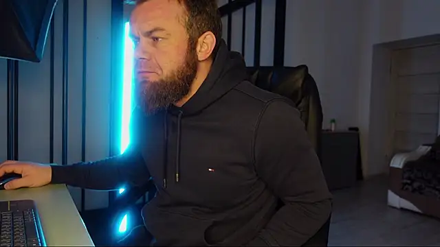 Tommy Burnz online show from March 5, 2025, 2:36 am