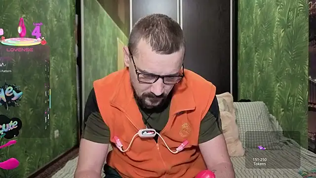 DanielOhCool online show from October 13, 2025, 7:32 am