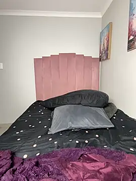 Snapshot of MissLola27 chatting on February 14, 2026, 9:31 am MissLola27 online show from February 14, 2026, 9:31 am