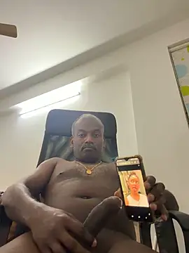 strongguyindia online show from February 25, 2026, 9:36 pm