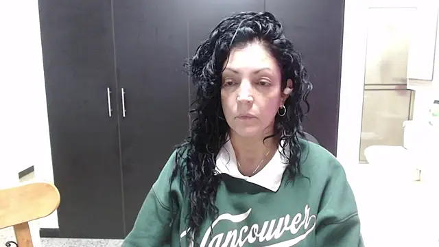 mijal queen online show from November 14, 2025, 2:59 am