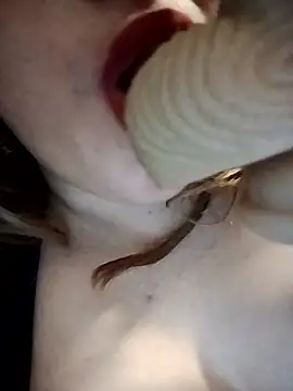 Snapshot of SWEETLUNA077 chatting on January 9, 2026, 8:10 am SWEETLUNA077 online show from January 9, 2026, 8:10 am