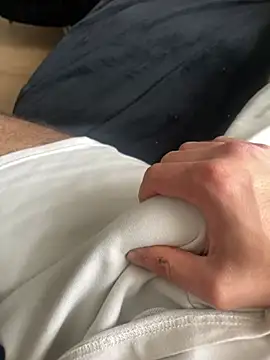 bestofsex99 online show from May 10, 2026, 2:41 pm