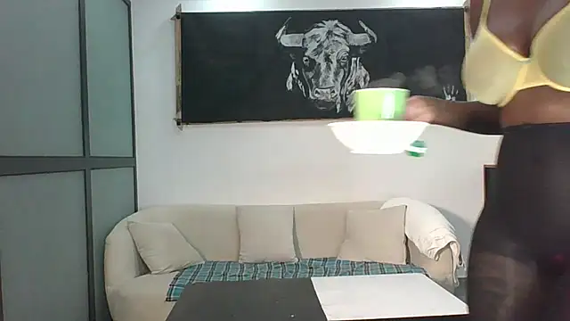 miss-cathy online show from May 9, 2026, 5:33 am