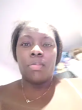 Snapshot of TamyJhonson chatting on March 3, 2025, 12:34 am TamyJhonson online show from March 3, 2025, 12:34 am