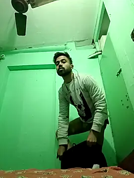 rocky301m online show from November 26, 2025, 7:58 pm