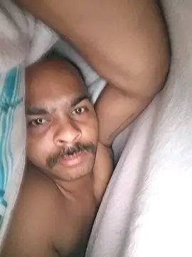 Snapshot of Vickyrajput009 chatting on September 15, 2025, 4:02 am Vickyrajput009 online show from September 15, 2025, 4:02 am