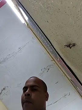 Vickyrajput009 online show from April 16, 2026, 7:31 am