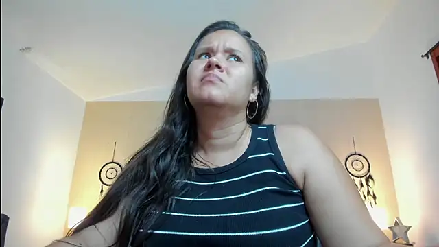 emily lovexx online show from September 24, 2025, 8:26 pm