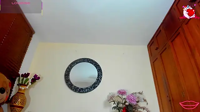 Snapshot of NicoleSantana chatting on May 14, 2026, 10:18 pm NicoleSantana online show from May 14, 2026, 10:18 pm