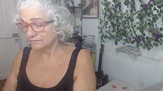 FunnyGrandma online show from October 30, 2025, 1:59 am