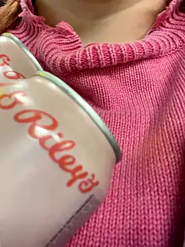 Model9798 online show from November 9, 2025, 10:19 am