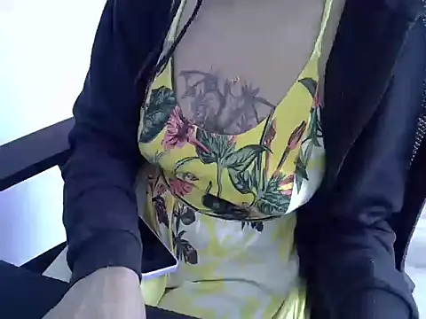 blackmodel online show from December 20, 2024, 12:49 pm