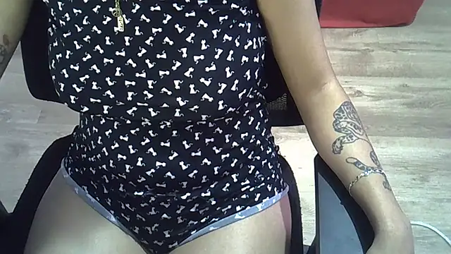 blackmodel online show from December 22, 2025, 9:04 pm