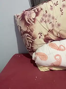 blackmodel online show from January 17, 2025, 9:50 pm