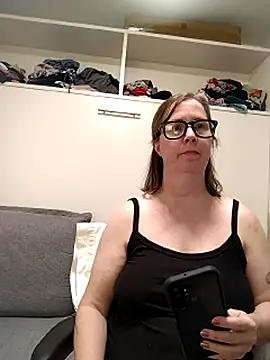 Snapshot of SweetandNaughty1 chatting on July 7, 2026, 7:34 am SweetandNaughty1 online show from July 7, 2026, 7:34 am