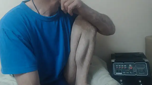 yvesstorm1 online show from May 28, 2026, 5:52 pm