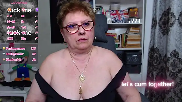 Snapshot of Mella4you chatting on February 27, 2025, 1:38 pm Mella4you online show from February 27, 2025, 1:38 pm