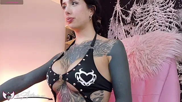 Snapshot of antoniaacxx chatting on March 3, 2026, 10:17 pm antoniaacxx online show from March 3, 2026, 10:17 pm