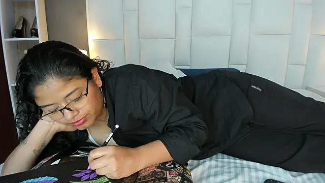 yeral2017 online show from February 1, 2025, 7:13 pm