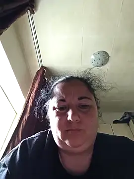 Snapshot of AleshaArabian chatting on May 3, 2026, 12:53 pm AleshaArabian online show from May 3, 2026, 12:53 pm