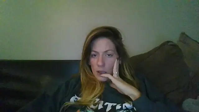 Rhodesxox online show from November 16, 2025, 11:30 pm