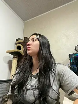 EmmyEvans1 online show from February 20, 2026, 8:33 pm