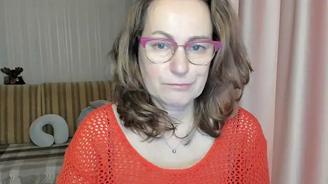 Snapshot of lauraoven chatting on March 20, 2025, 7:14 am lauraoven online show from March 20, 2025, 7:14 am