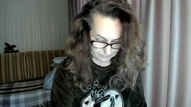 lauraoven online show from January 11, 2026, 9:05 am