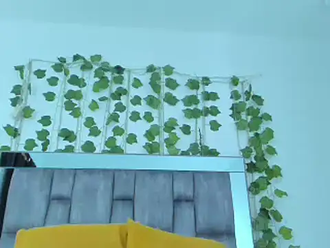 Snapshot of alyssia_ocean chatting on October 2, 2025, 1:58 pm alyssia ocean online show from October 2, 2025, 1:58 pm